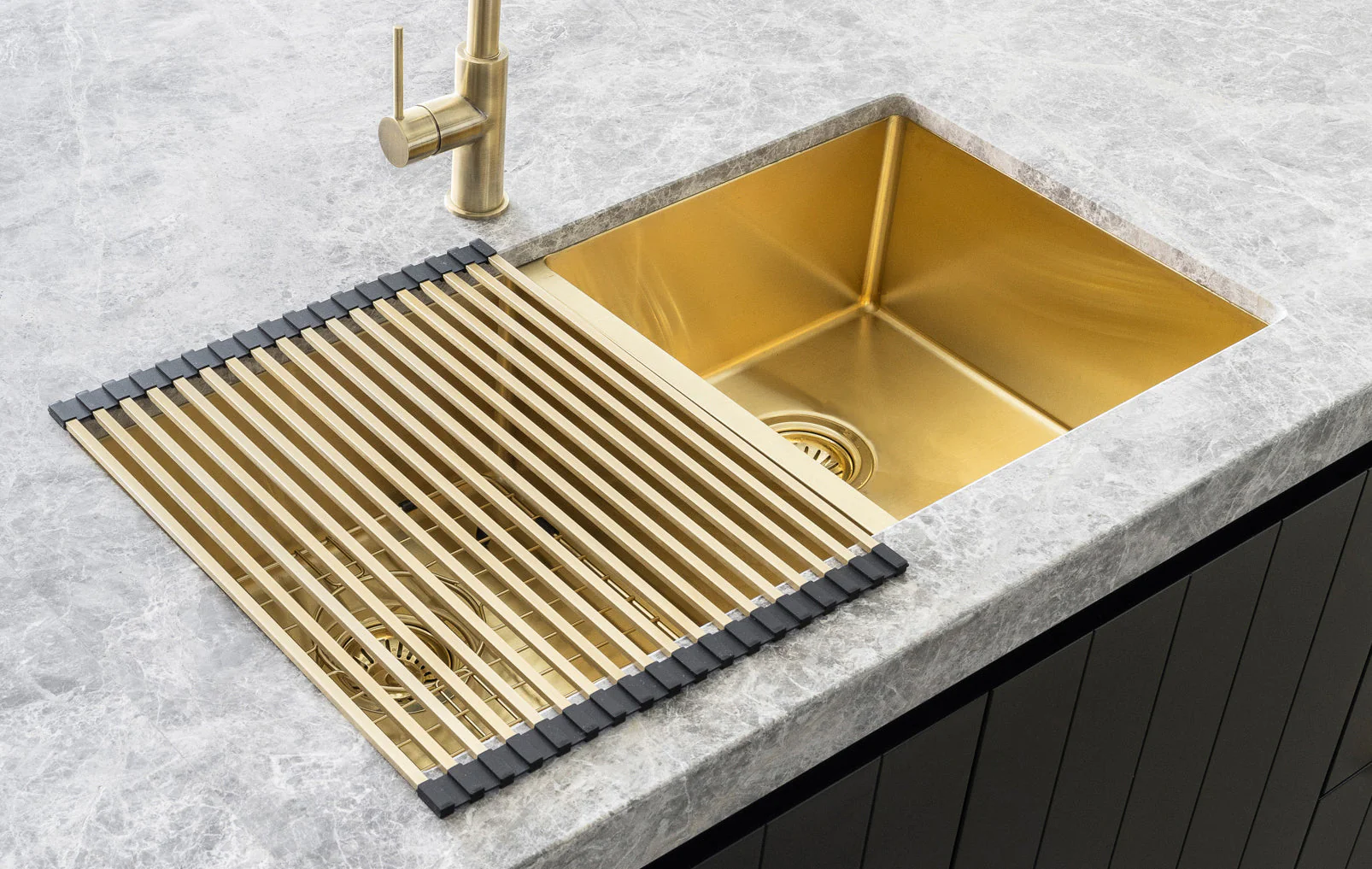 Lavello Stainless Steel rolling mat protector - Tiger Bronze - Image 6
