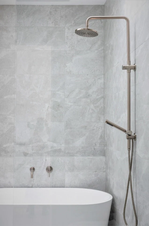 Round Combination Shower Rail, 200mm Rose, Single Function Hand Shower - Champagne - Image 4