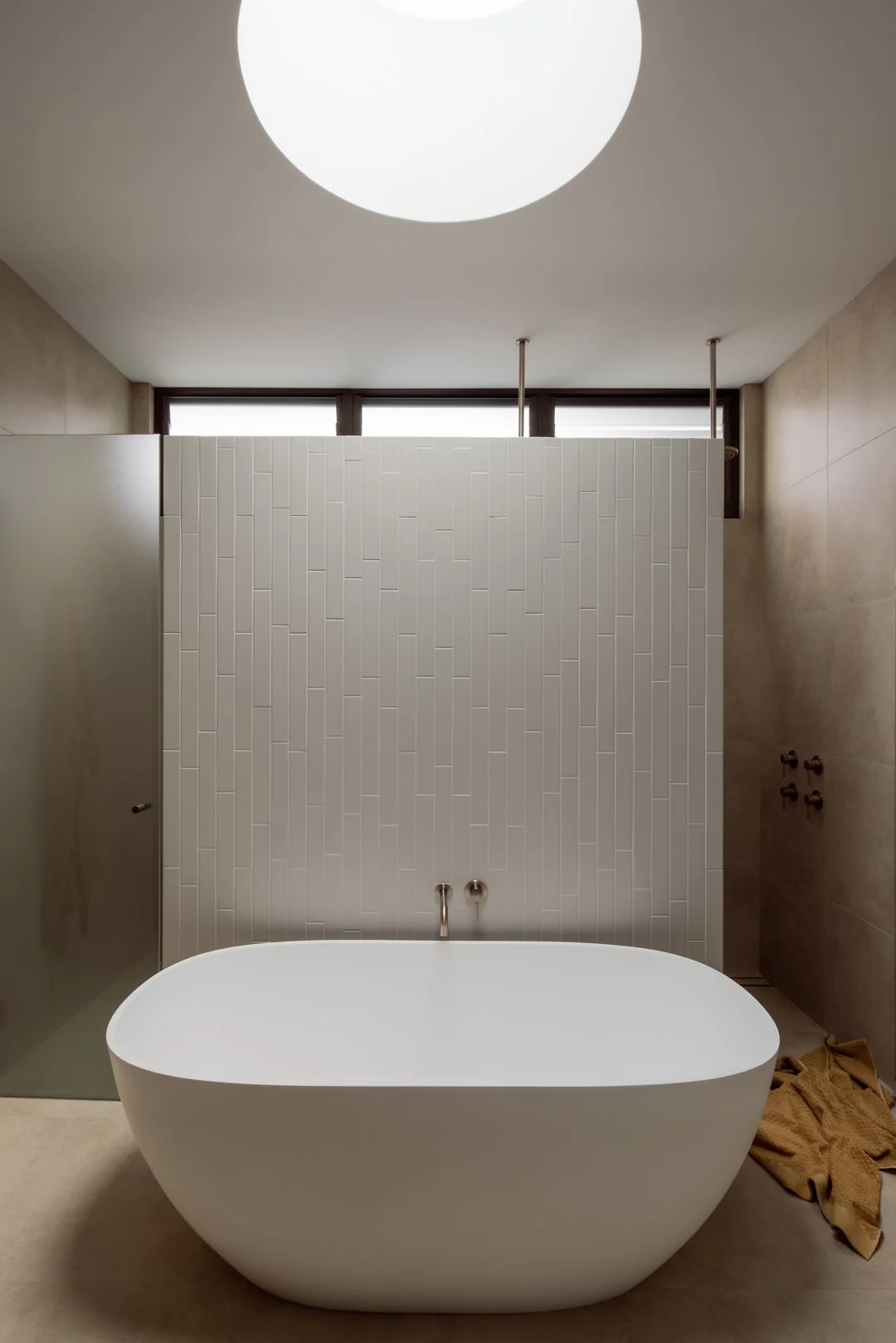 Universal Round Curved Spout - Champagne - Image 4