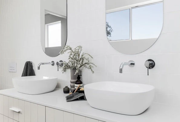 Universal Round Curved Spout - Polished Chrome - Image 5